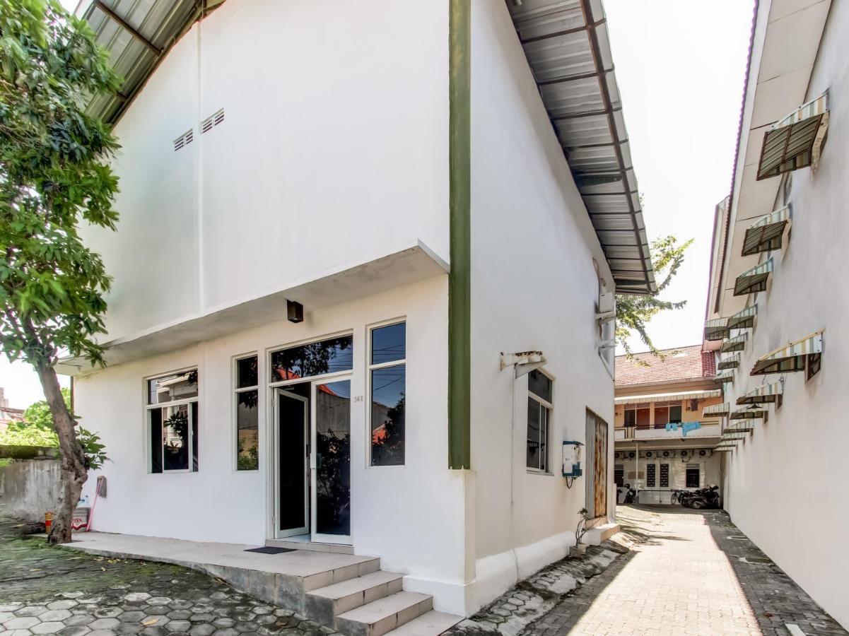 Oyo Life 91374 Asia Stay Semarang Syariah Exterior foto